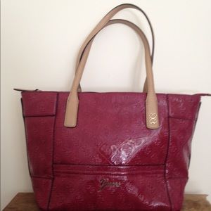 Guess handbag- like new